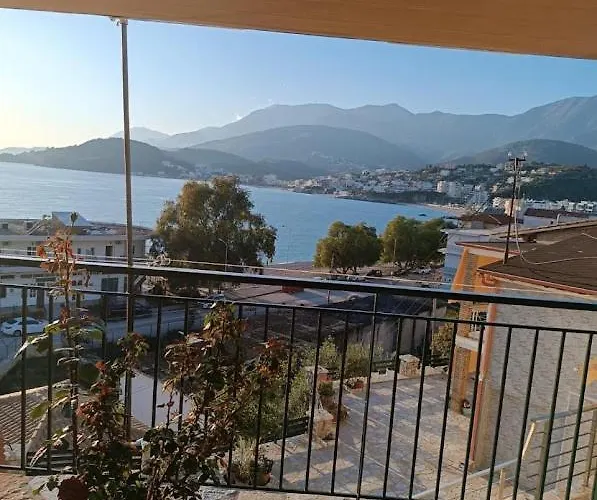 Chrisimos Appartement *